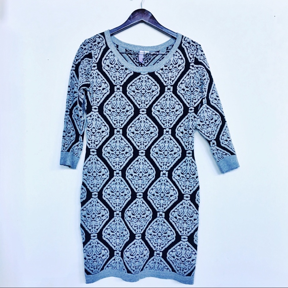 Francesca’s 3/4 sleeve black&silver sweater dress